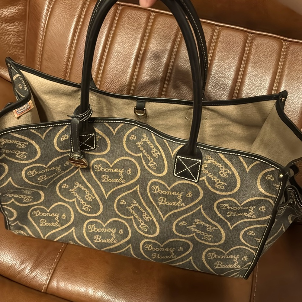 DOONEY AND BOURKE VINTAGE MONOGRAM BLACK SIGNATURE LARGE WEEKENDER TOTE
